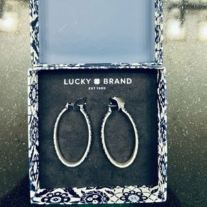 Lucky Brand Silver Oblong Hoop Earrings New not worn in original box